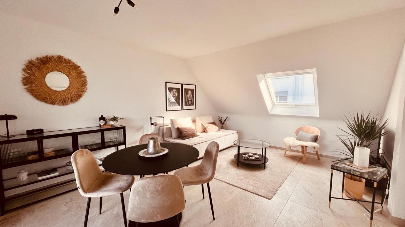 Apartment Am Schloss - Air Saarbrücken Eksteriør billede